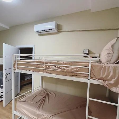 אכסניה Chilli *