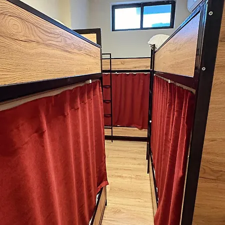 Chilli Hostel Tirana