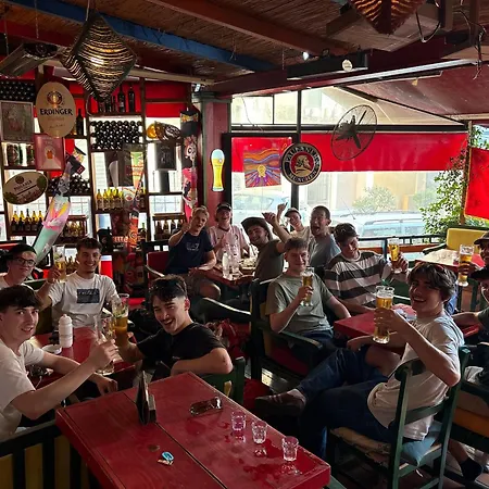 Chilli Vandrarhem Tirana