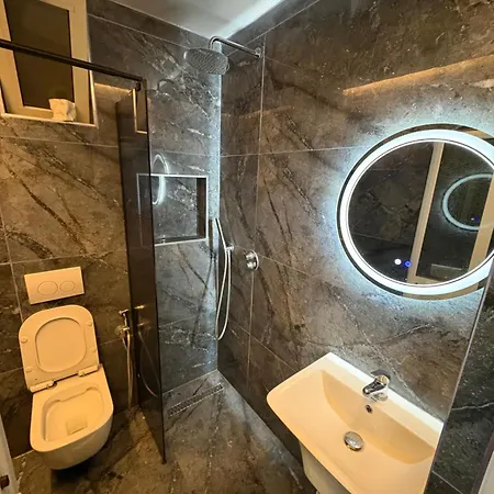 Chilli Hostel Tirana